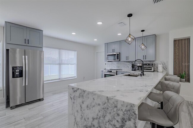 Building Photo - 23700 Lake Hills Dr