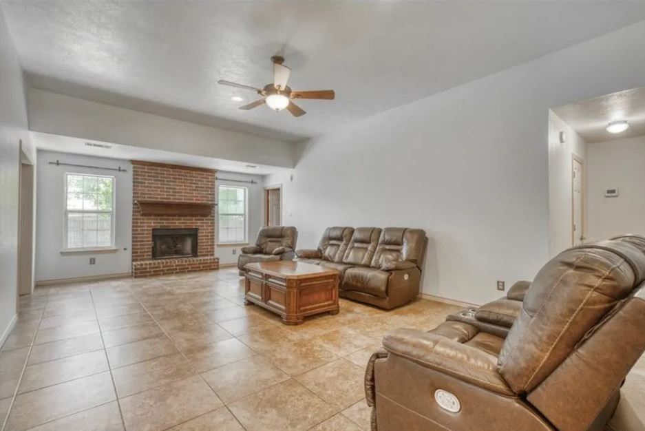 Building Photo - 1403 Kernstown Ln