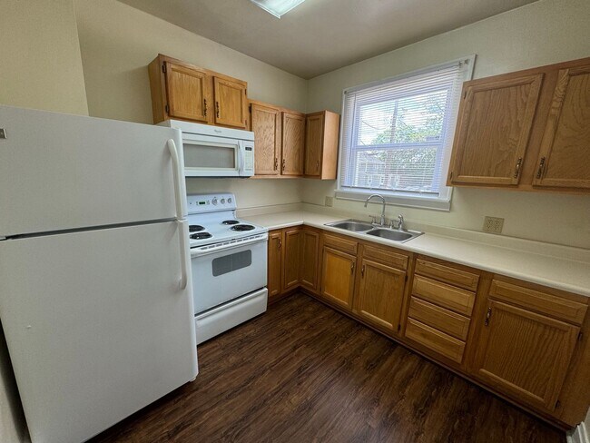 Building Photo - 1843-1847 N. 4th St.