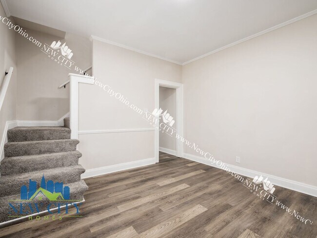 Building Photo - 154-156 N Central Avenue, Columbus, OH 43222