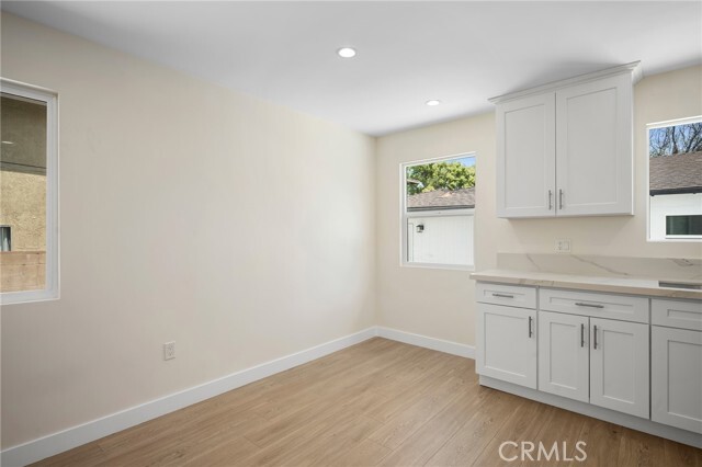 Building Photo - 1007 W Angeleno Ave
