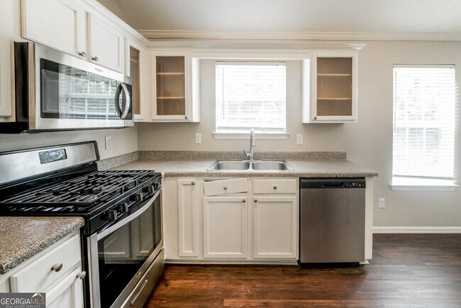 Building Photo - 6887 Fields Dr