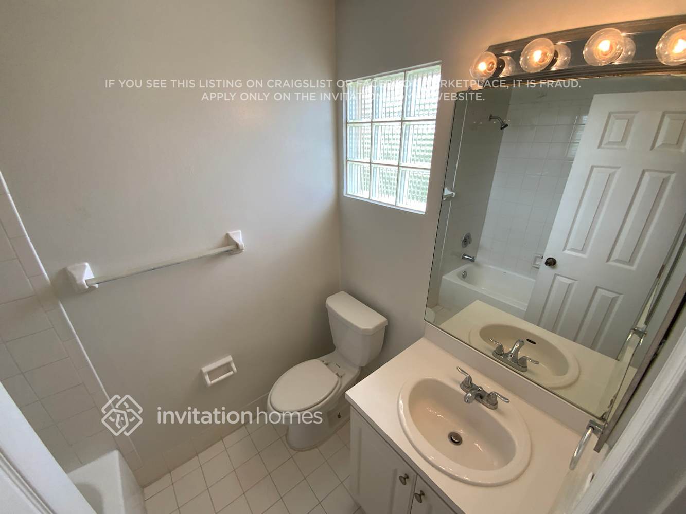 Building Photo - 11106 Baybreeze Way