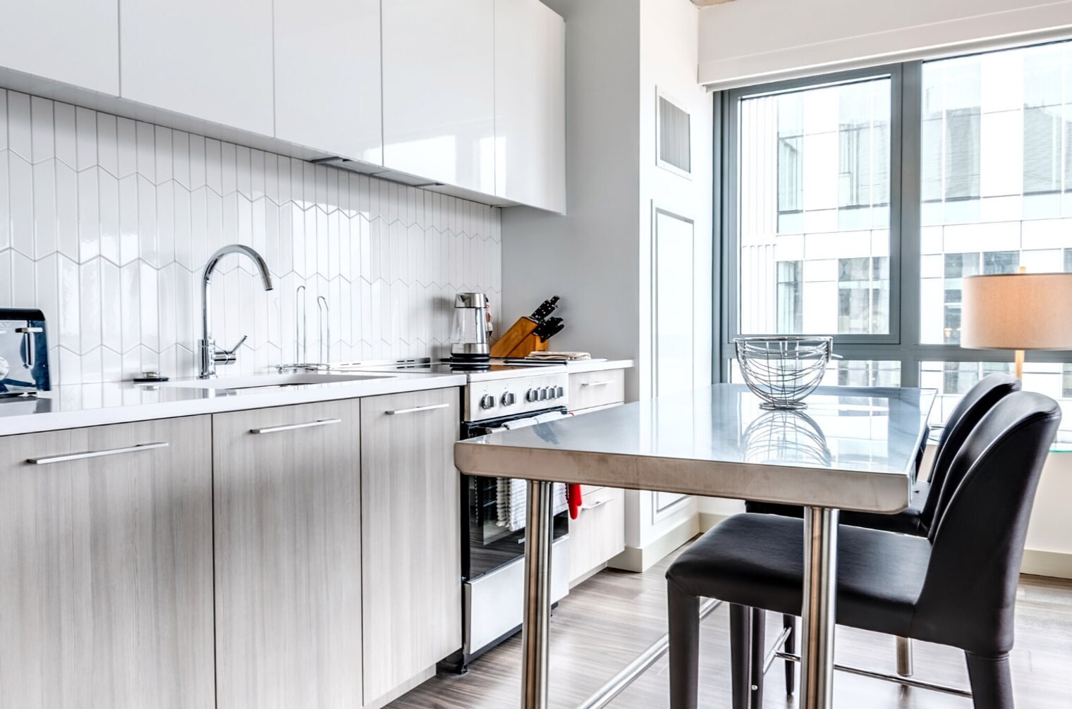 Building Photo - 82 Ames St