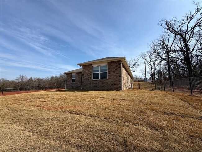 Building Photo - 18080 Lantana Loop