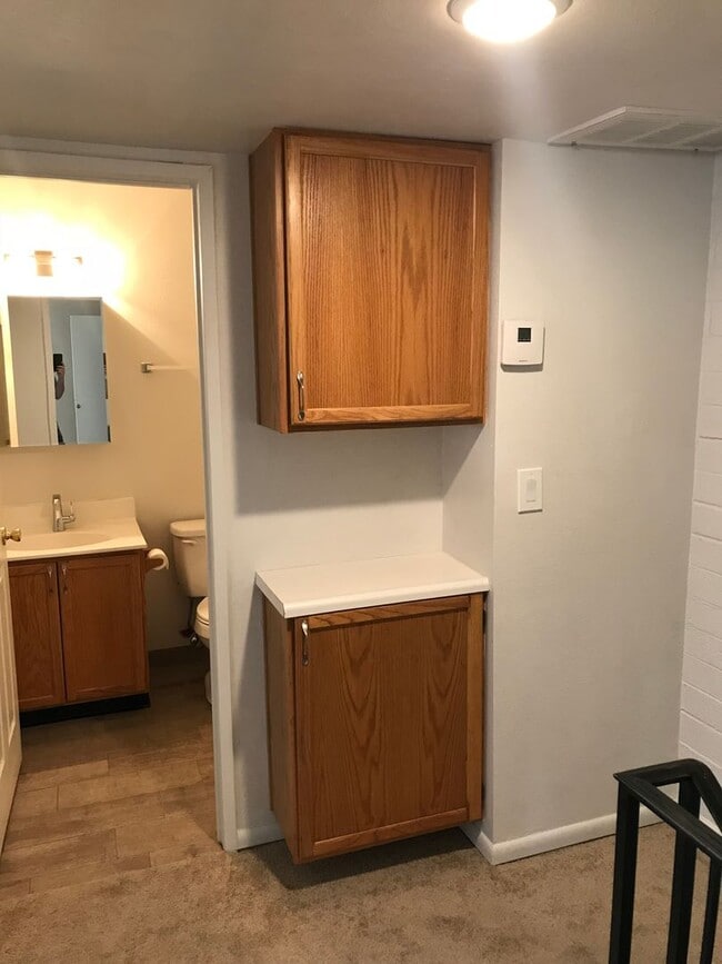 Building Photo - 2 bed 1.5 townhouse Scottsdale