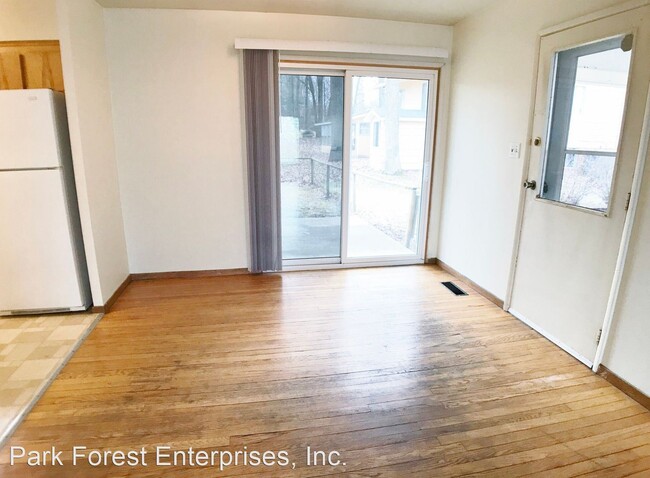 Building Photo - 3 br, 1 bath House - 1904 N. Oak Lane