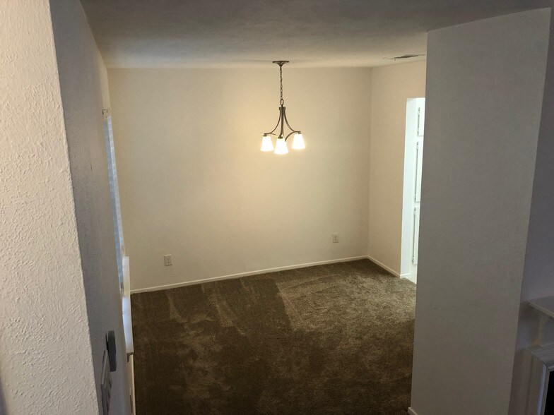 Dining Room - 5300 Keller Springs Rd