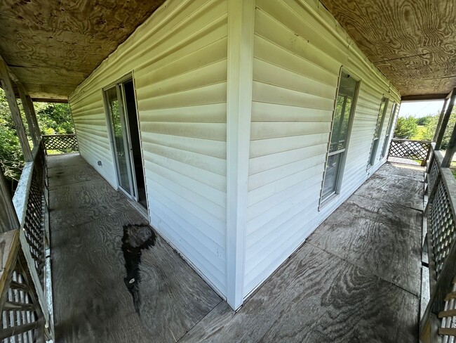 Building Photo - 715 Eastham Ln