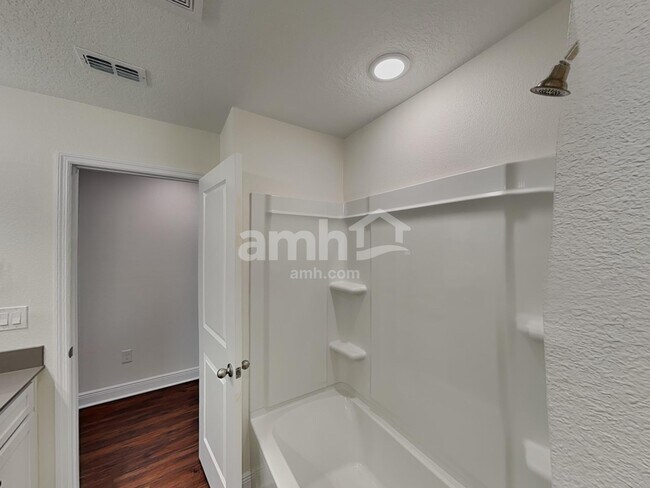 Building Photo - 2753 Ponds Trl