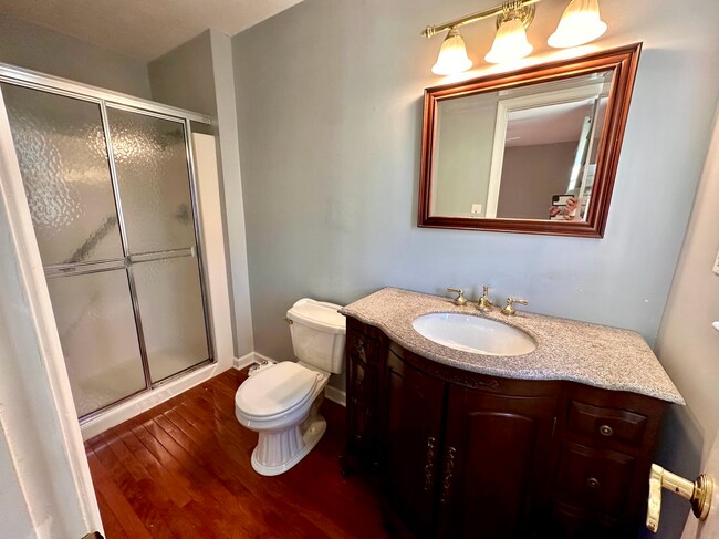 Building Photo - Beautiful 3-bedroom, 2.5-bath home in Clemmons