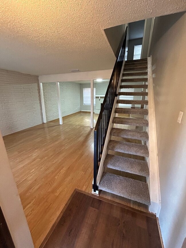 Building Photo - This home is sure to impress any homeowner