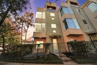 Building Photo - 1610 Calumet St