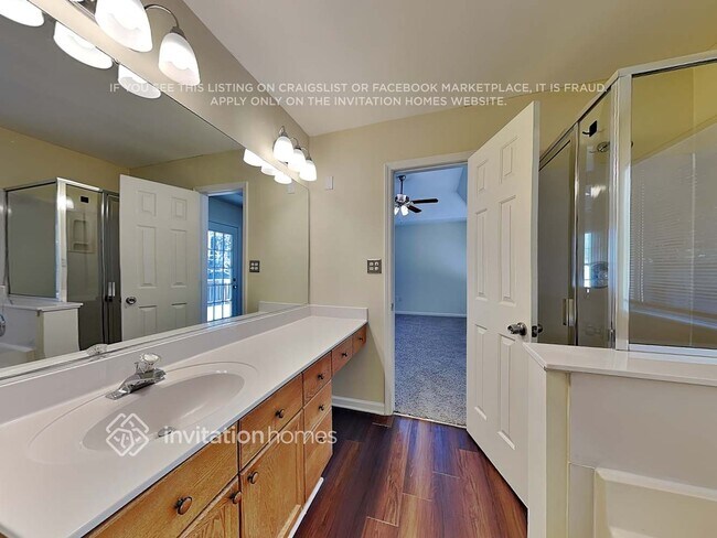 Building Photo - 216 Bradford Glyn Dr