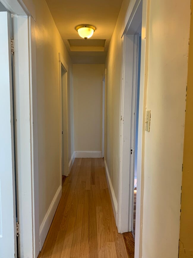 Building Photo - 64 Cedar St