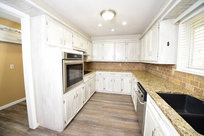 Building Photo - 7811 South College Ave E