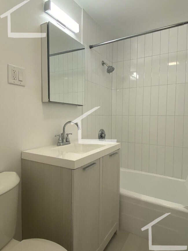 Building Photo - Spacious Studio Coming Available