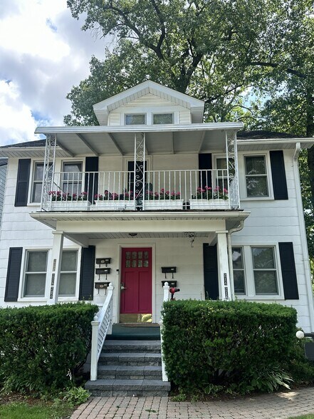 Building Photo - 222 Virginia Ave