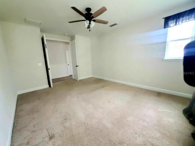 Building Photo - 37 Sandy Beach Way