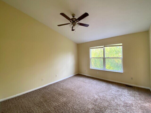 Building Photo - Remodeled 4 Bedroom in Pike Township!