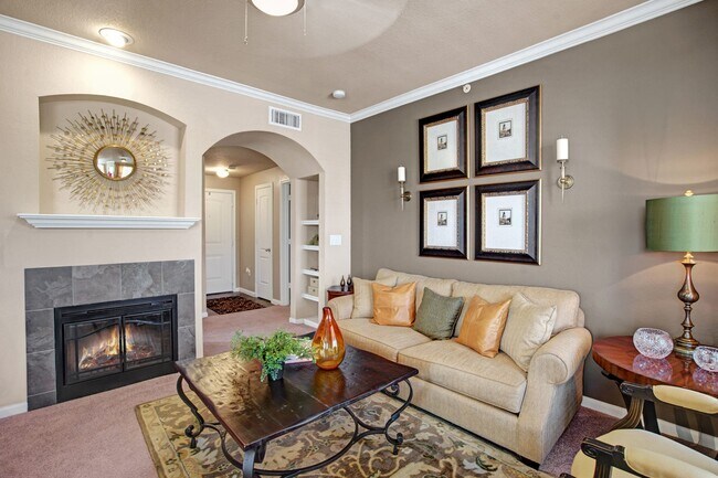 Building Photo - The Palms at Briarwood