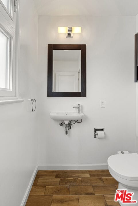 Building Photo - 838 Hilldale Ave