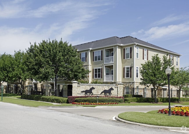 Primary Photo - Camden Downs At Cinco Ranch