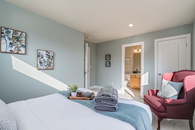 Building Photo - 4224 Francis Ave N