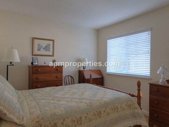 Building Photo - 3 br, 3 bath House - 1320 Sutter Creek Lane