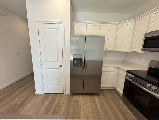 Building Photo - Holly Cove New Construction 4 Bedroom!!