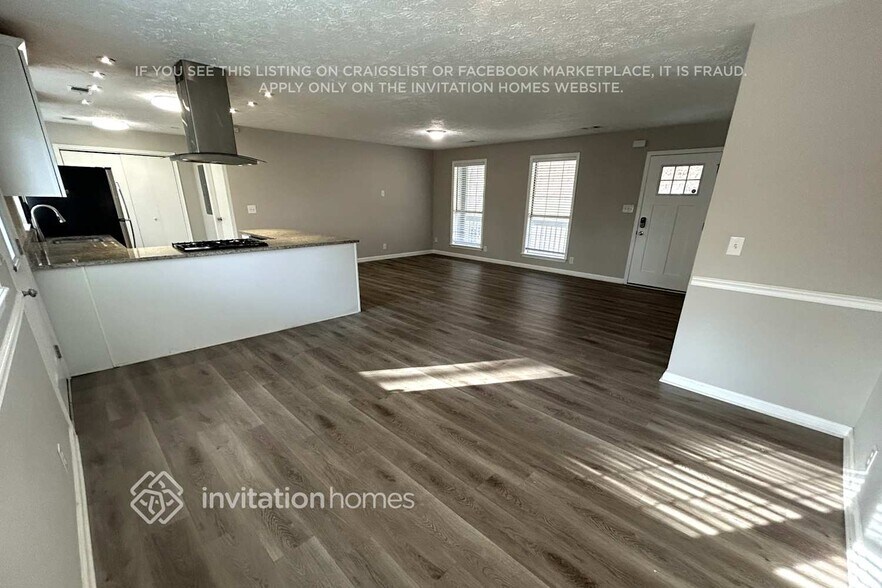 Building Photo - 1589 Mary Lou Ln SE