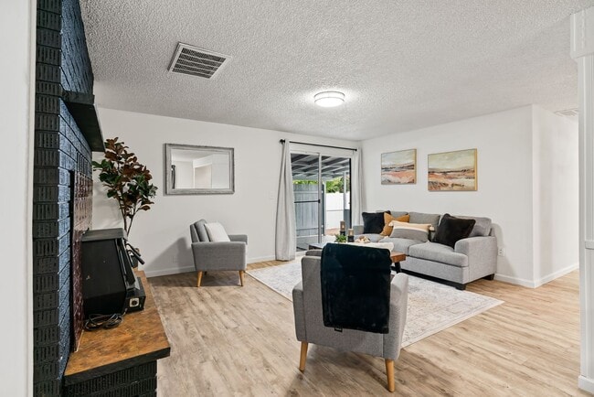 Building Photo - 6902 Alpine Way - Located in West Valley