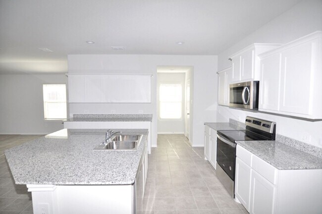 Building Photo - AVAILABLE NOW - VIEW NOW - Newer Construction 4 Bedroom Home in North Fort Worth – EMS-ISD