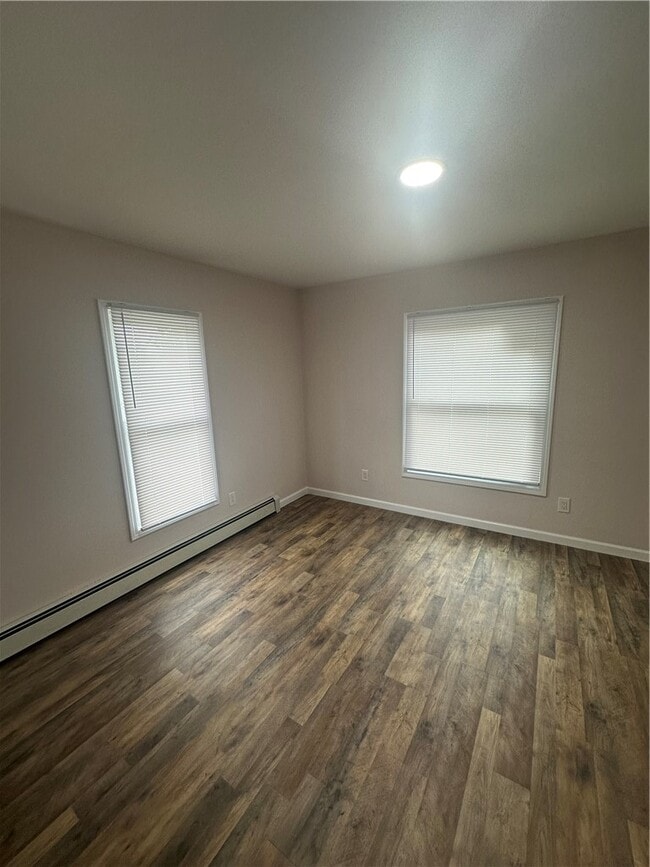 Building Photo - 255 Lyon St