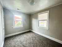 Building Photo - 803 W Elizabeth St