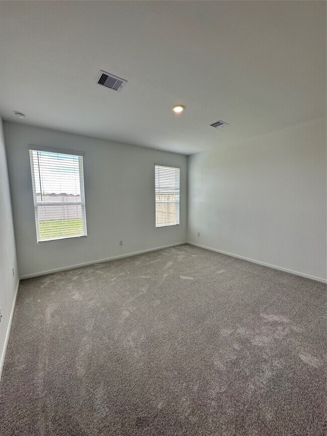 Building Photo - 6726 Violet Clover Ave
