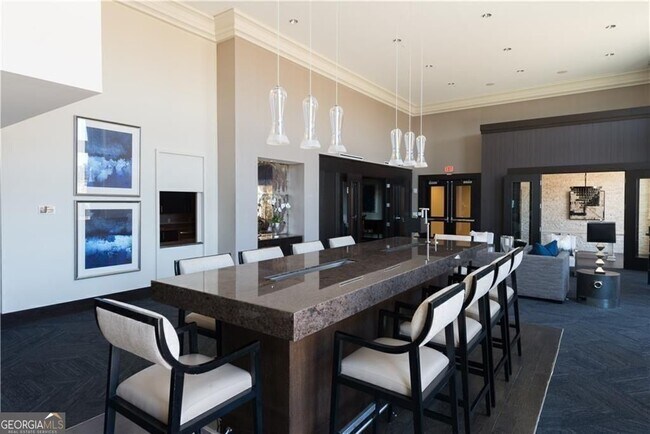 Building Photo - 270 17th St NW