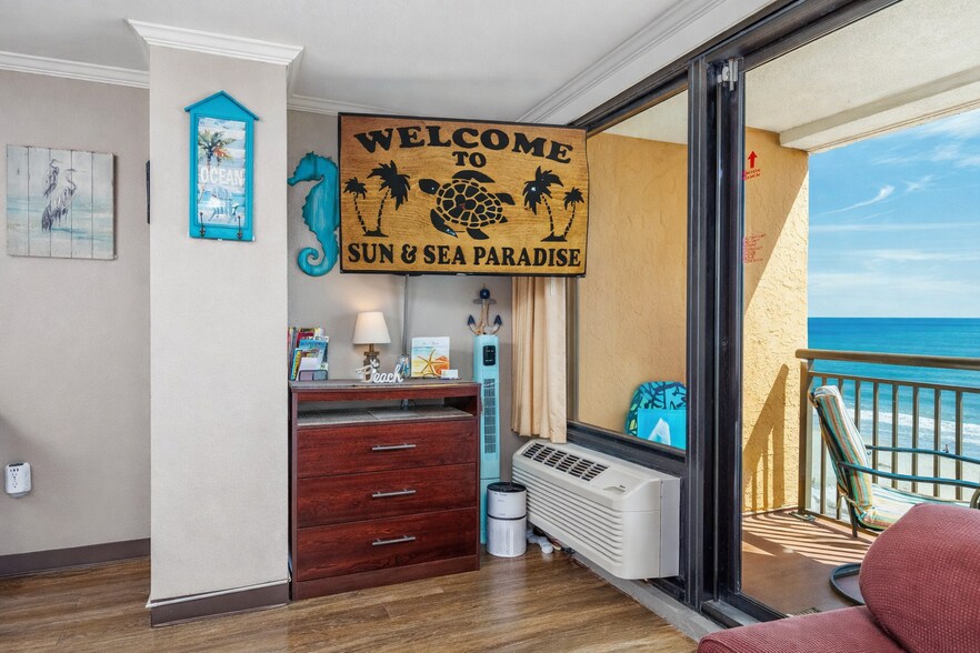 Building Photo - 6900 N Ocean Blvd