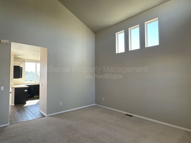 Building Photo - 8131 Oliver Rd