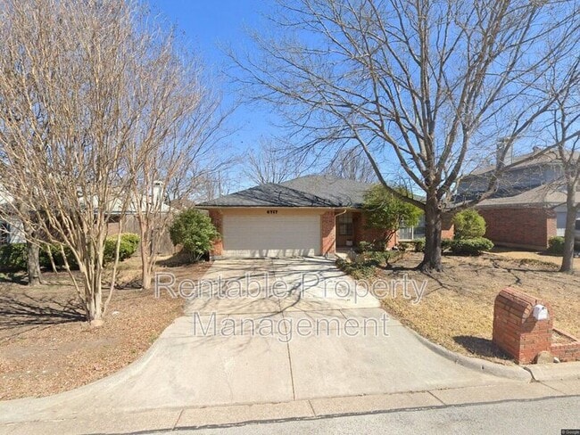 Primary Photo - 6717 Copperwood Ct