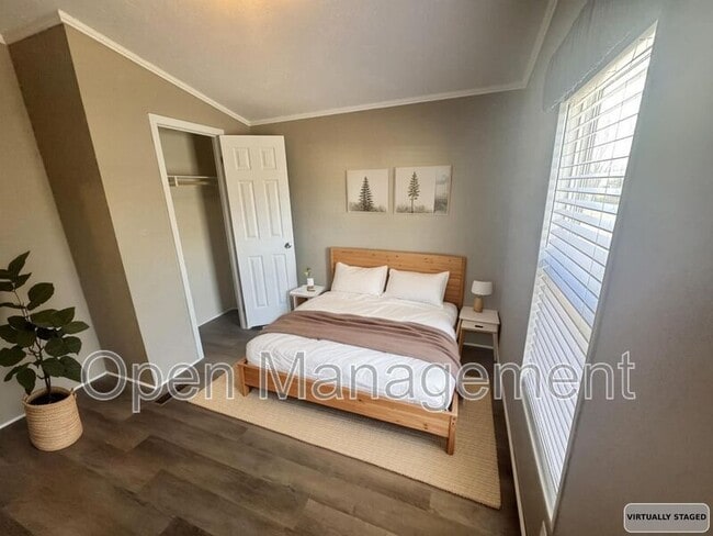 Building Photo - 8701 NE 107th Pl