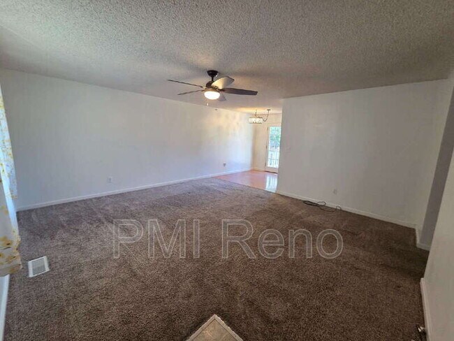Building Photo - 14050 Tourmaline Dr