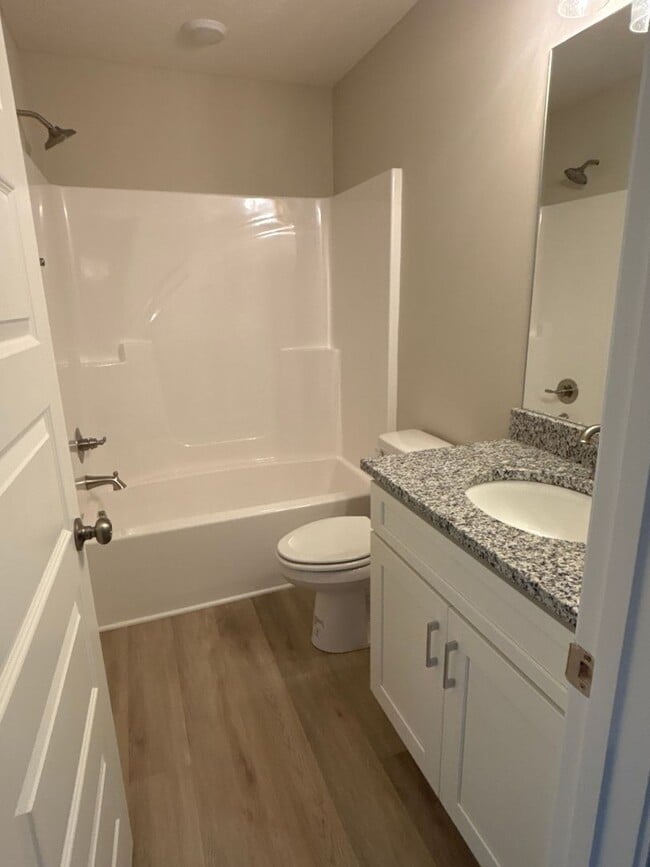 Building Photo - MOVE IN SPECIAL! - BRAND NEW 4 Bedroom Townhome in Shelbyville!