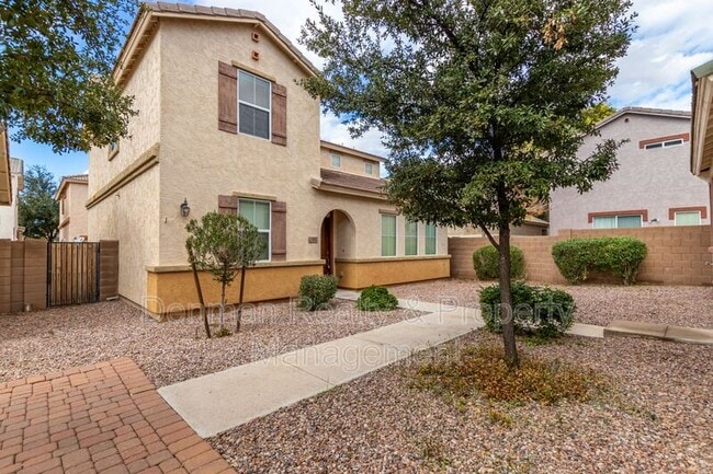 Building Photo - 4262 E Carla Vista Dr