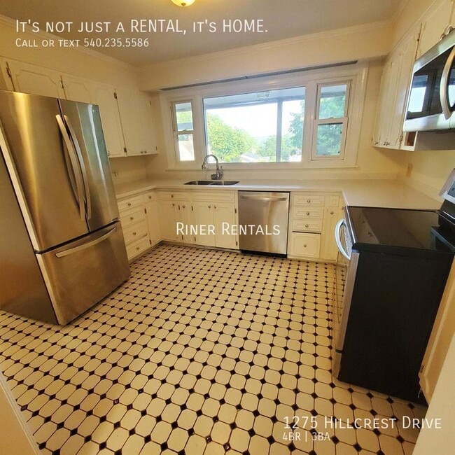 Building Photo - 1275 Hillcrest Dr