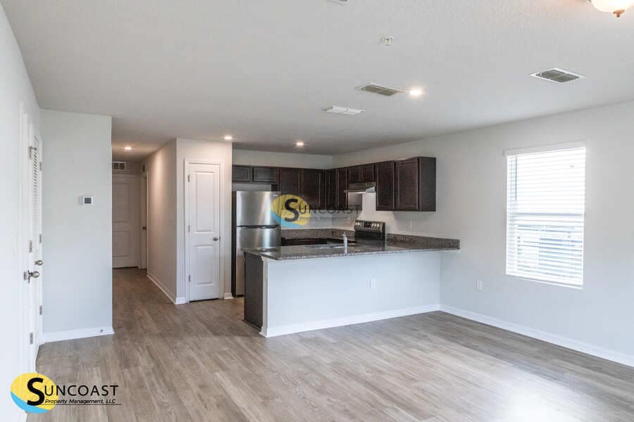 Building Photo - 6408 Sweetbay Ln