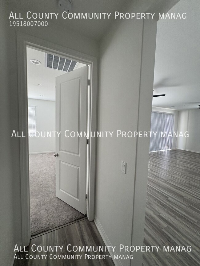 Building Photo - 33067 Muscadelle Ct