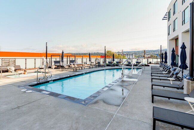 Building Photo - 1 Adrian Ct