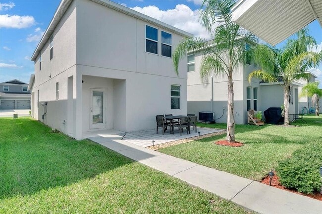 Building Photo - 15121 Book Club Rd