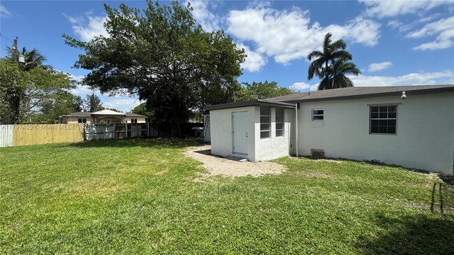 Building Photo - 11434 NW 22nd Ave